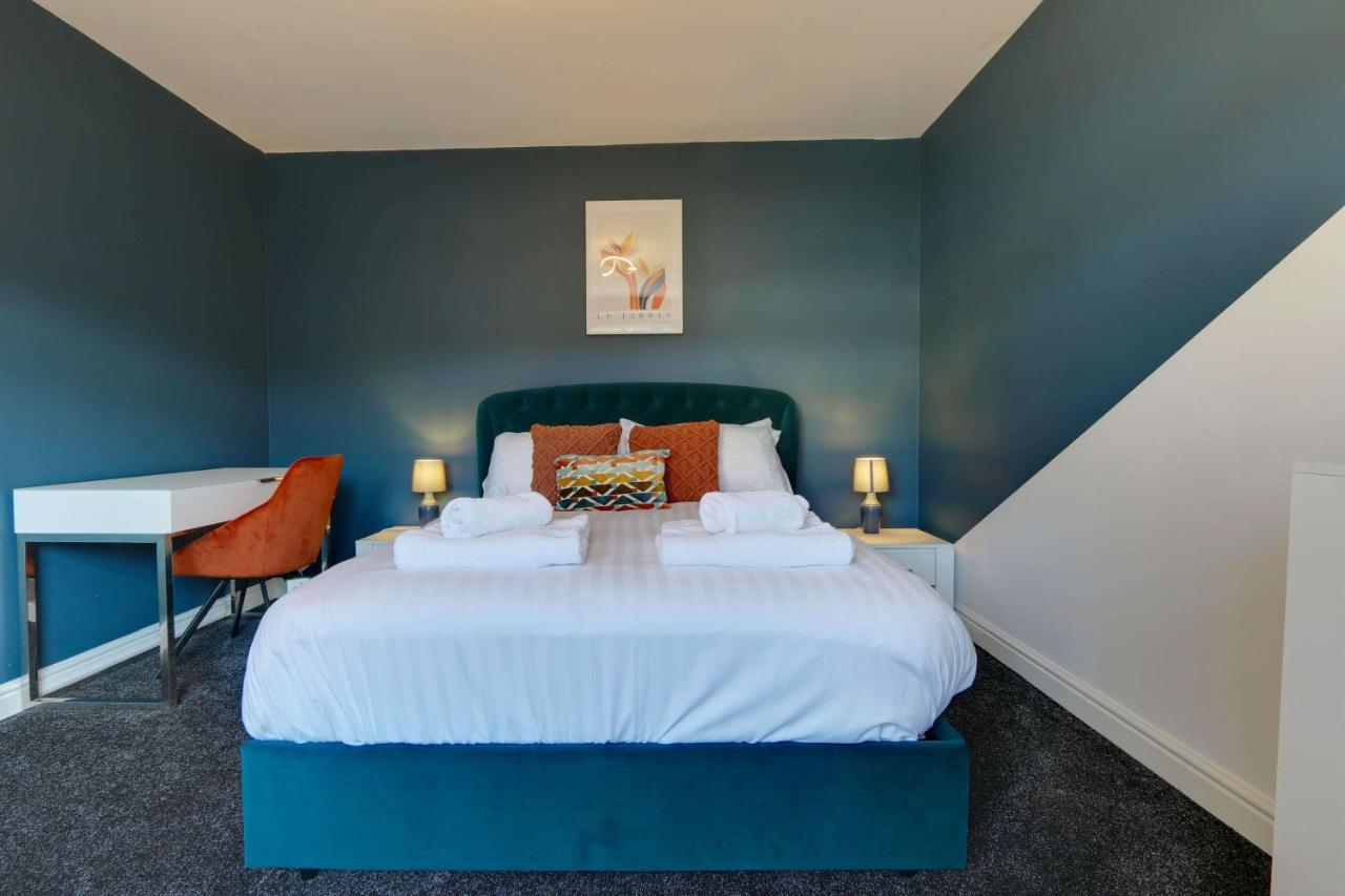 #Upmarket, Exceptional 4 Bed House, With Free Parking, Close To Amenities And Supermarkets Sheffield Exteriér fotografie