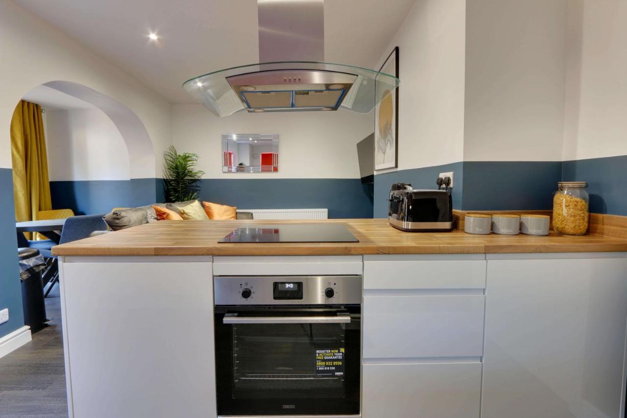#Upmarket, Exceptional 4 Bed House, With Free Parking, Close To Amenities And Supermarkets Sheffield Exteriér fotografie