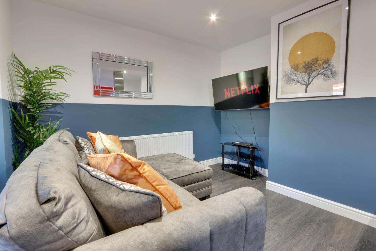 #Upmarket, Exceptional 4 Bed House, With Free Parking, Close To Amenities And Supermarkets Sheffield Exteriér fotografie