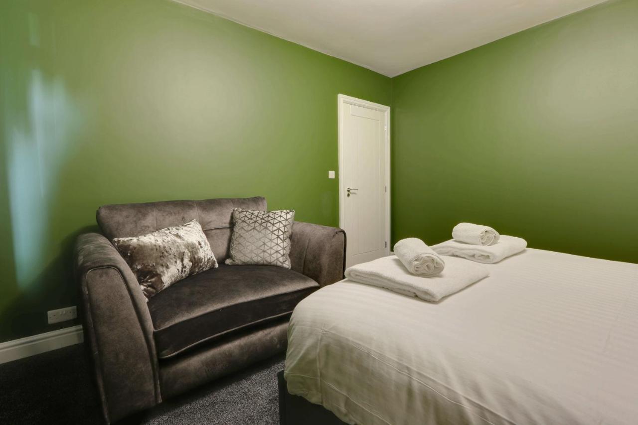 #Upmarket, Exceptional 4 Bed House, With Free Parking, Close To Amenities And Supermarkets Sheffield Exteriér fotografie