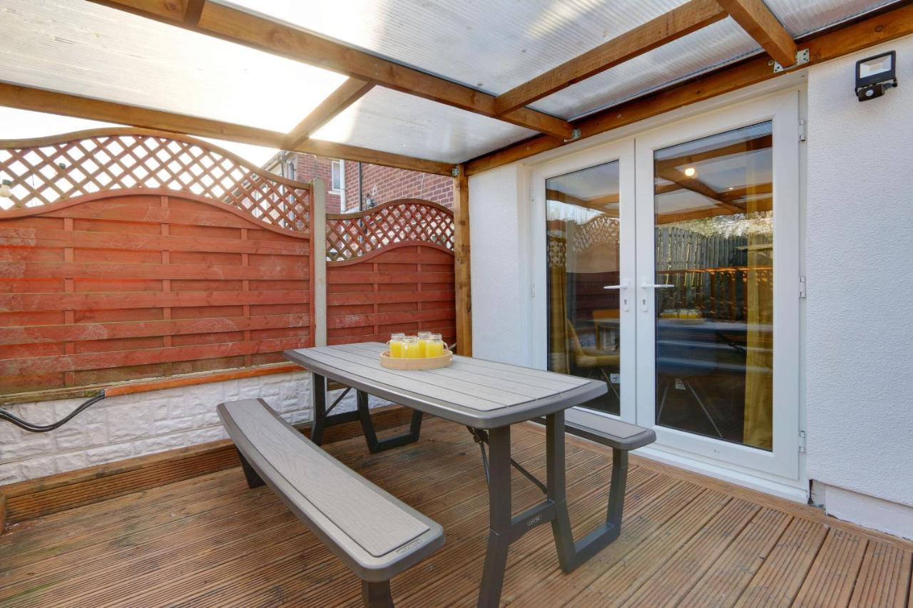 #Upmarket, Exceptional 4 Bed House, With Free Parking, Close To Amenities And Supermarkets Sheffield Exteriér fotografie