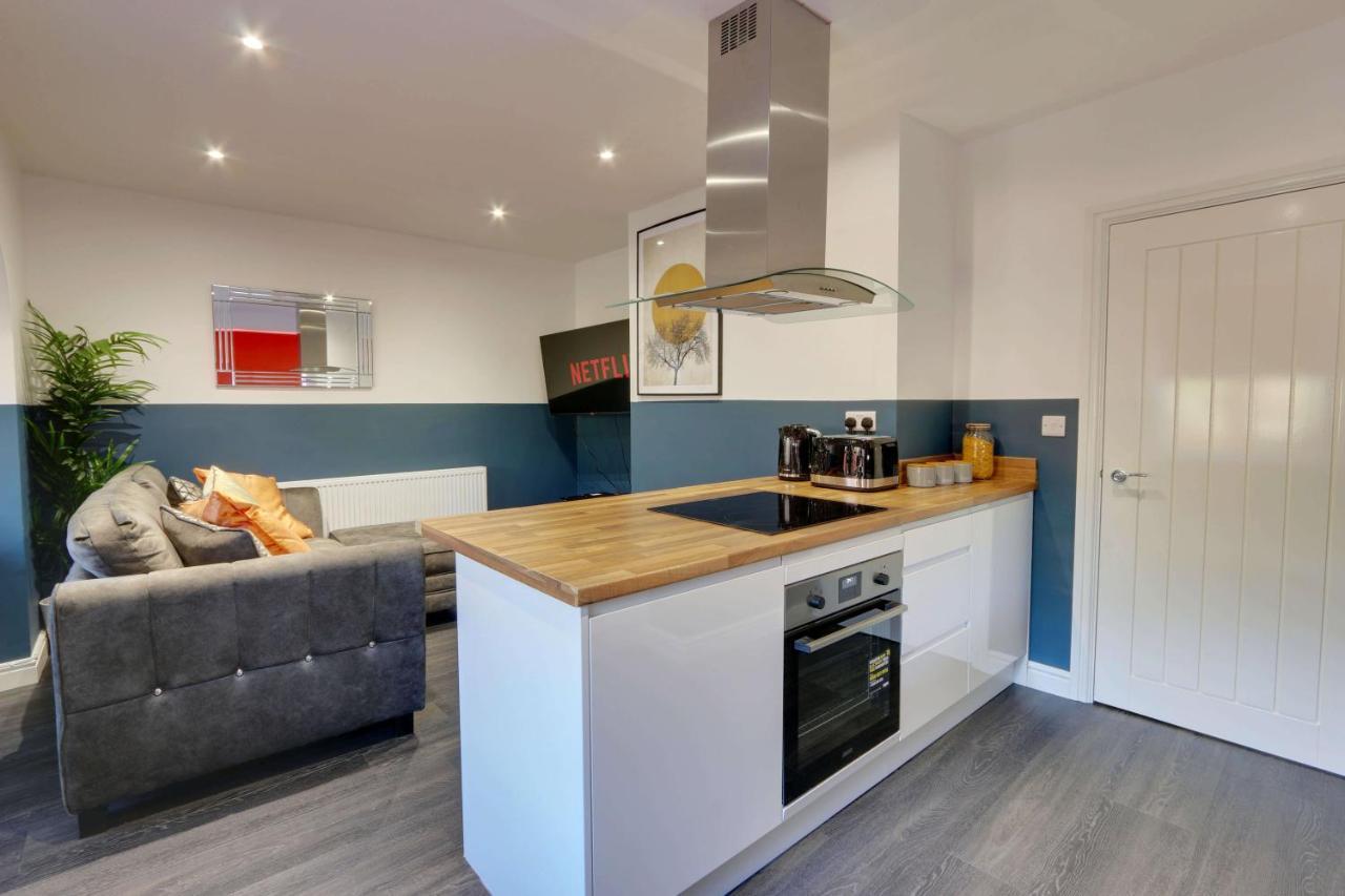 #Upmarket, Exceptional 4 Bed House, With Free Parking, Close To Amenities And Supermarkets Sheffield Exteriér fotografie