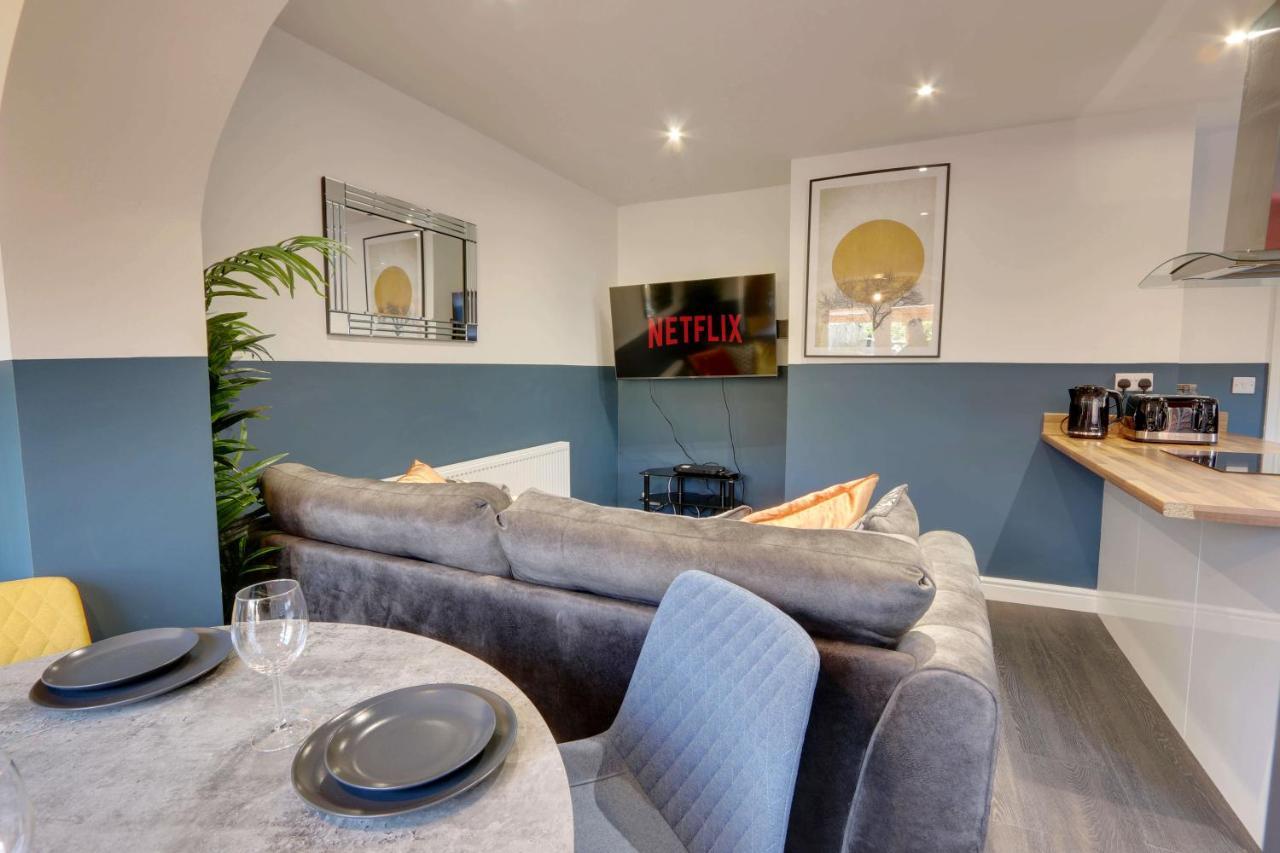 #Upmarket, Exceptional 4 Bed House, With Free Parking, Close To Amenities And Supermarkets Sheffield Exteriér fotografie